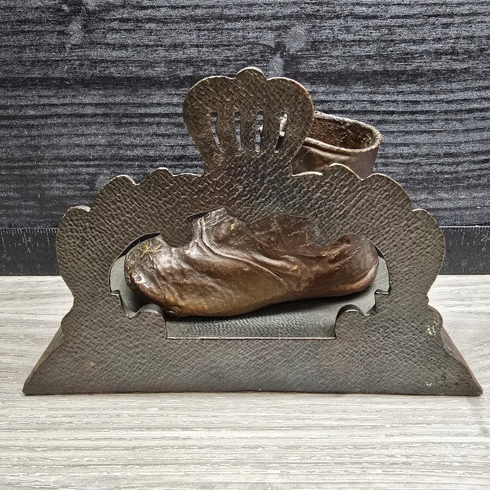 Vintage  Bronzecraft Baby Shoe Plaque - So Cool!! - Picture 4 of 7